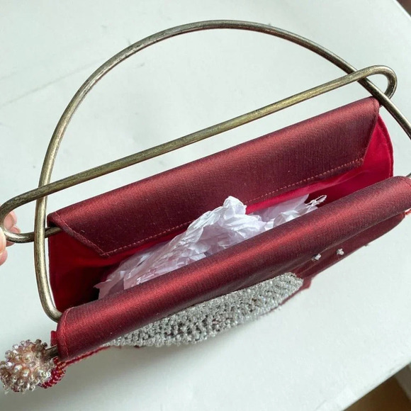 Vintage Red Silk Floral Motif  Beaded Unique Top Handle Bag - Picture 4 of 10